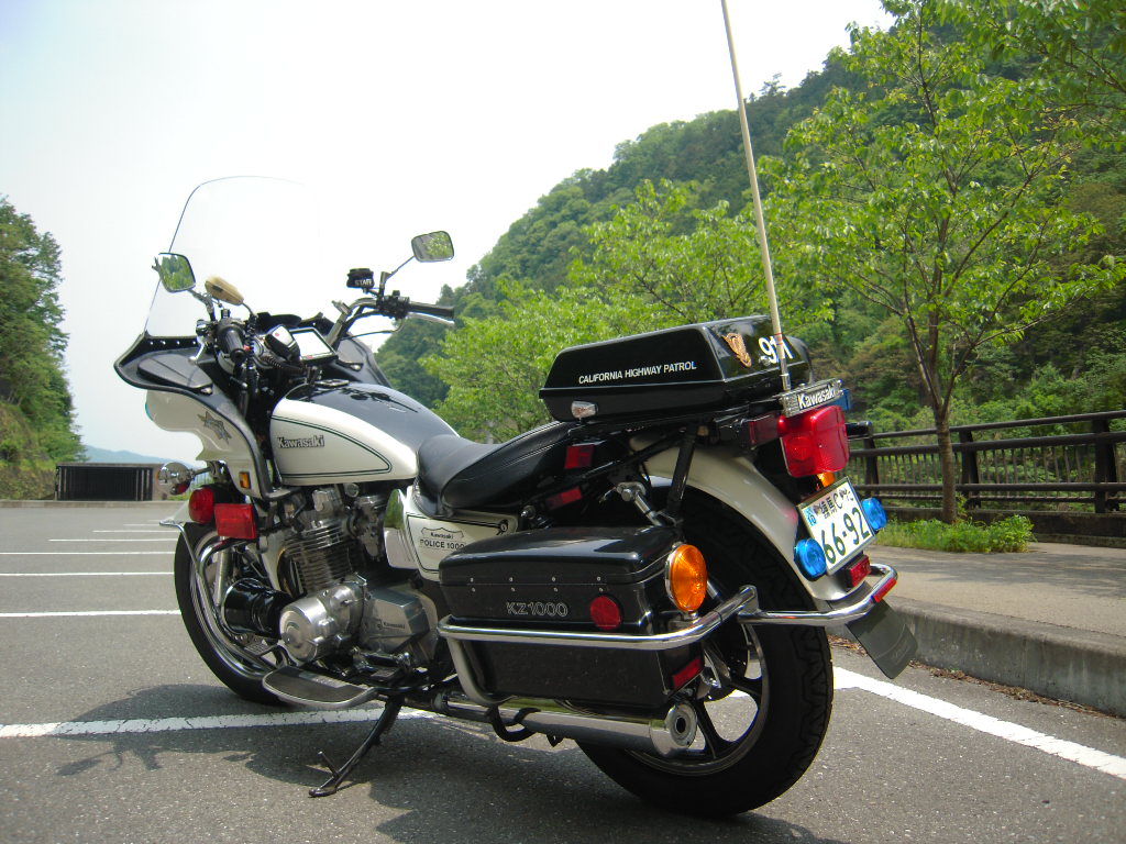 カワサキ☆kawasaki☆Z1000ポリス☆白バイ☆ジョン＆パンチ