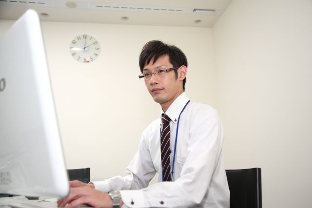 信用できない社員ww 株式会社クローバーフィールドの考える 信用できない社員 いつまでも独身 既婚でも子供がいない 一人暮らし経験も重要 もぎたてニュースナビ 信用できない社員ww 株式会社クローバーフィールドの考える 信用できない社員 いつまでも独身 既婚でも子供がいない 一人暮らし経験も重要 もぎたてニュースナビ