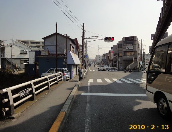 神奈川県道301号大船停車場線 2 2 フィールドは果てしなく 期