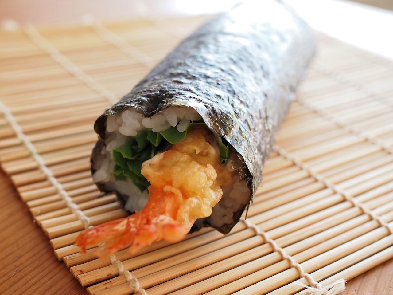 恵方巻にも エビマヨ風味 海老天のスイートチリマヨ太巻き 気まぐれキッチン Andante