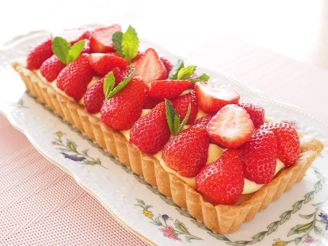 長方形型使用 フレッシュいちごのタルト 気まぐれキッチン Andante