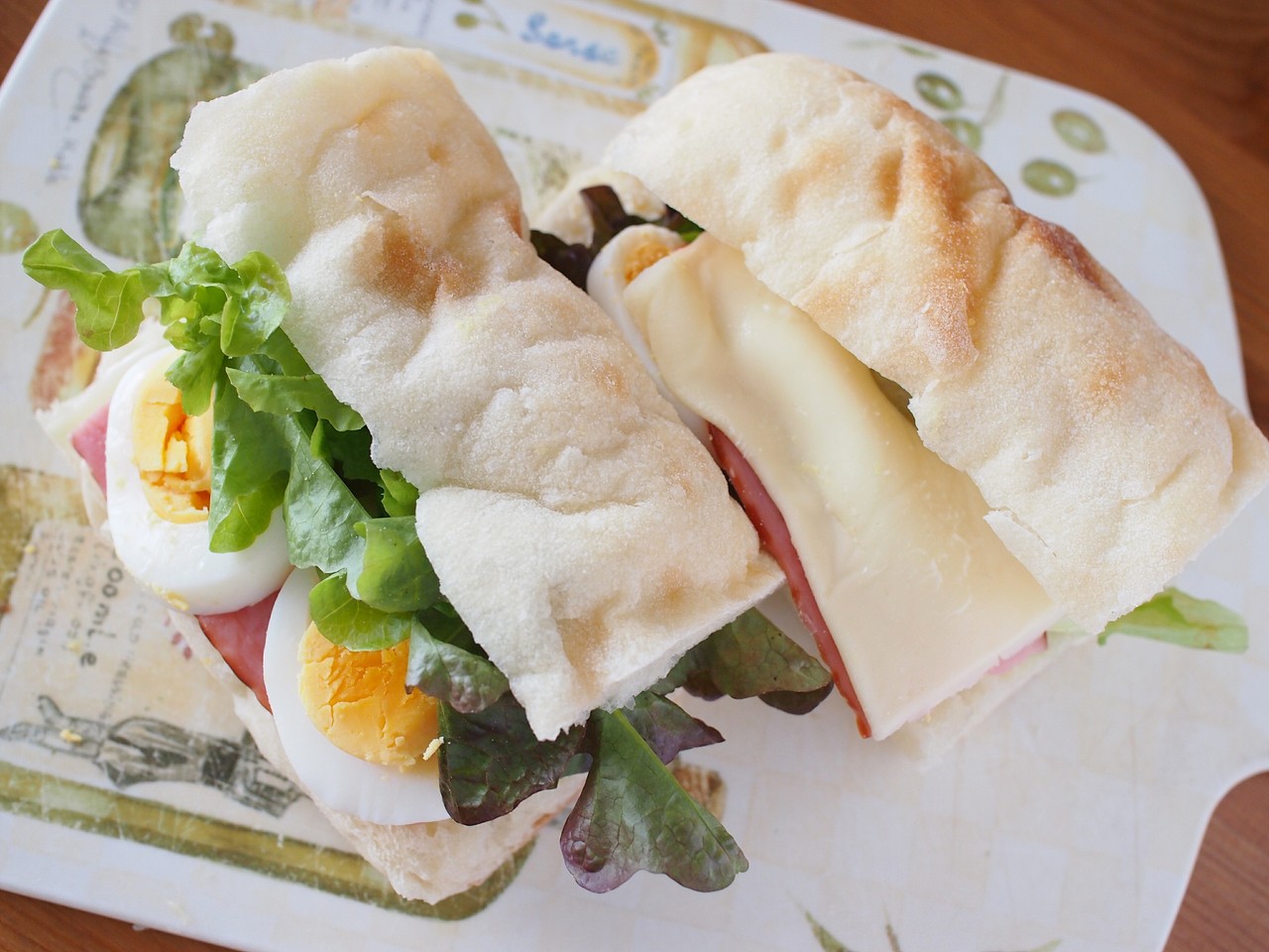 茹で卵とベーコンのチャバタサンド 気まぐれキッチン Andante