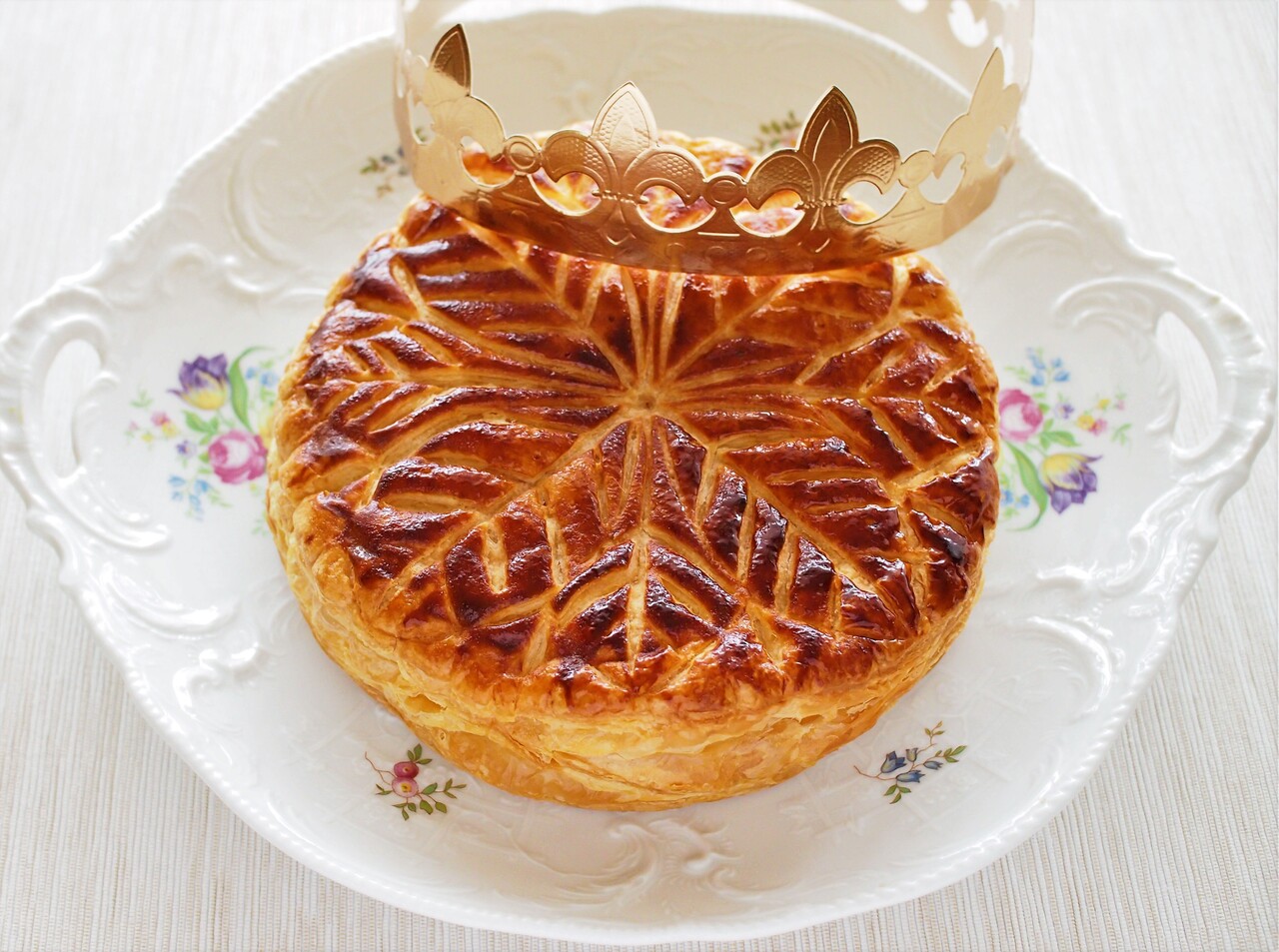 新年を祝うフランス伝統菓子 ガレット デ ロワ 気まぐれキッチン Andante 新年を祝うフランス伝統菓子 ガレット デ ロワ 気まぐれキッチン Andante