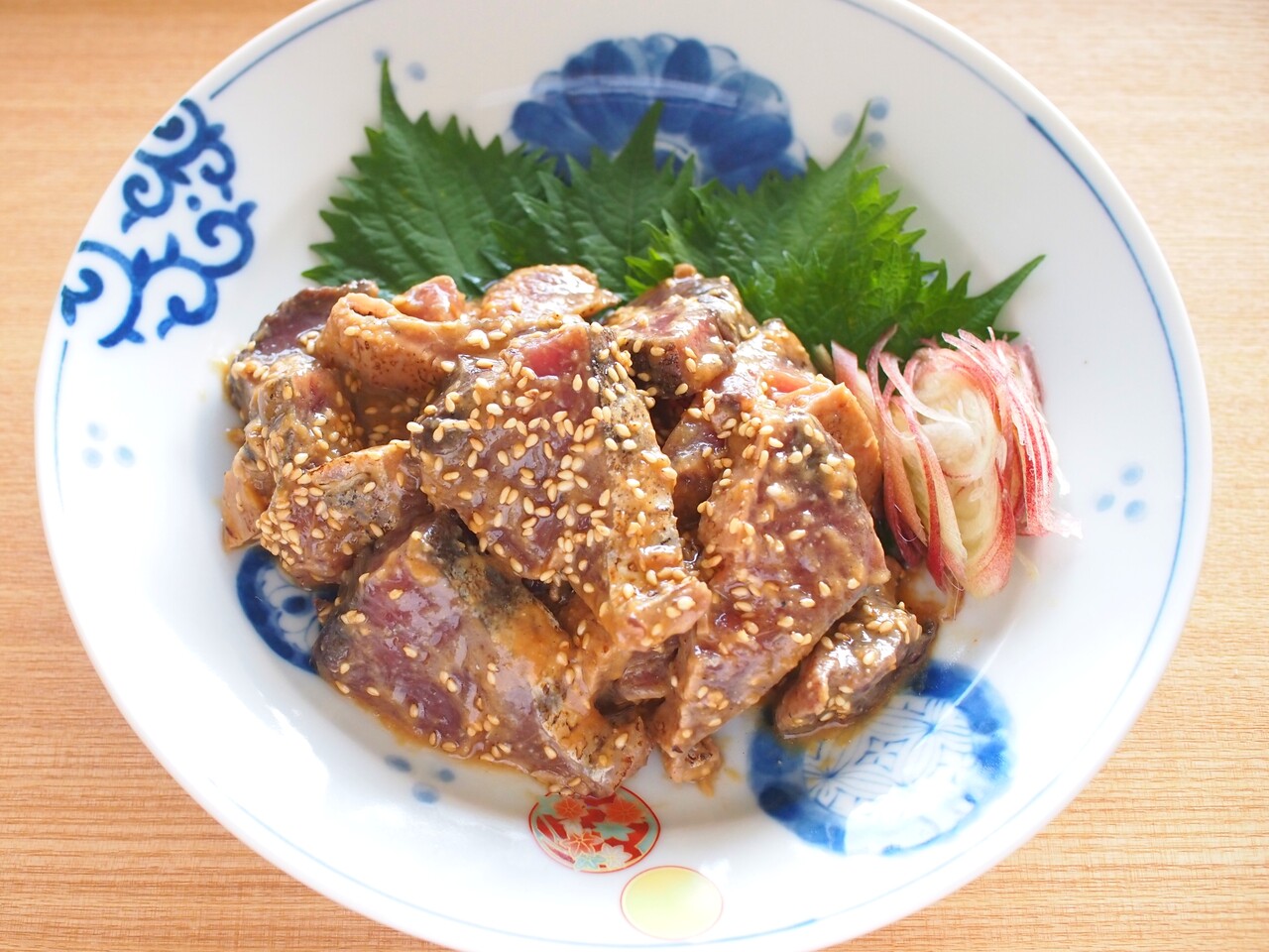 濃厚だれがまったり絡む かつおのたたきの味噌だれあえ 気まぐれキッチン Andante
