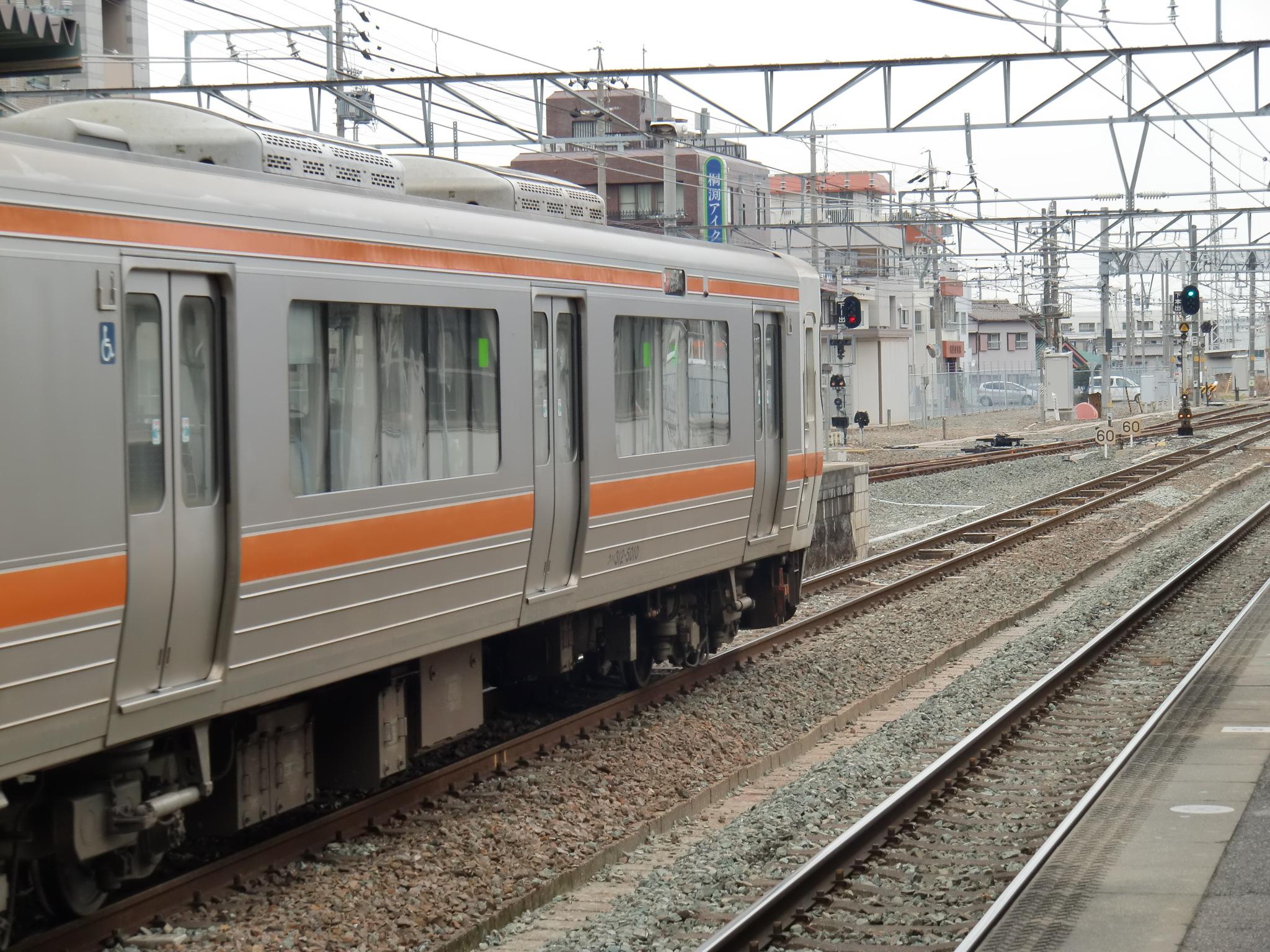 Jr 愛環 オレンジの313系と 青い313系 313系 00系 岡崎駅 西三 ふり だむ 鉄道記