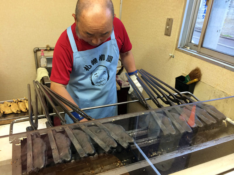 北海道唯一天然物 たい焼き 一筋50年の逸品 たいやき札幌柳屋 あおさんの探し歩く食べある記in北海道 北海道唯一天然物 たい焼き 一筋50年の逸品 たいやき札幌柳屋 あおさんの探し歩く食べある記in北海道