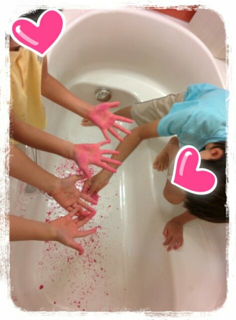 期待を裏切らない泡風呂 Lush いっぽすすんでにほさがる