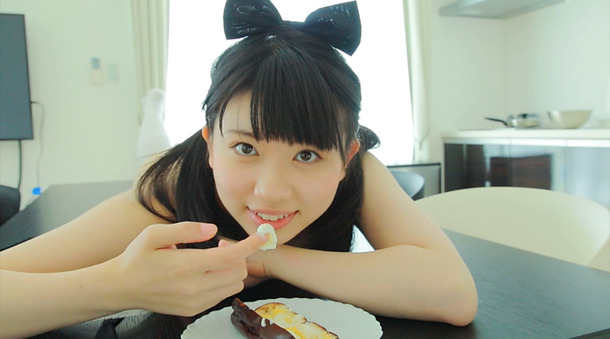 さよなら十代 －グラビア引退作－ 春日彩香 11