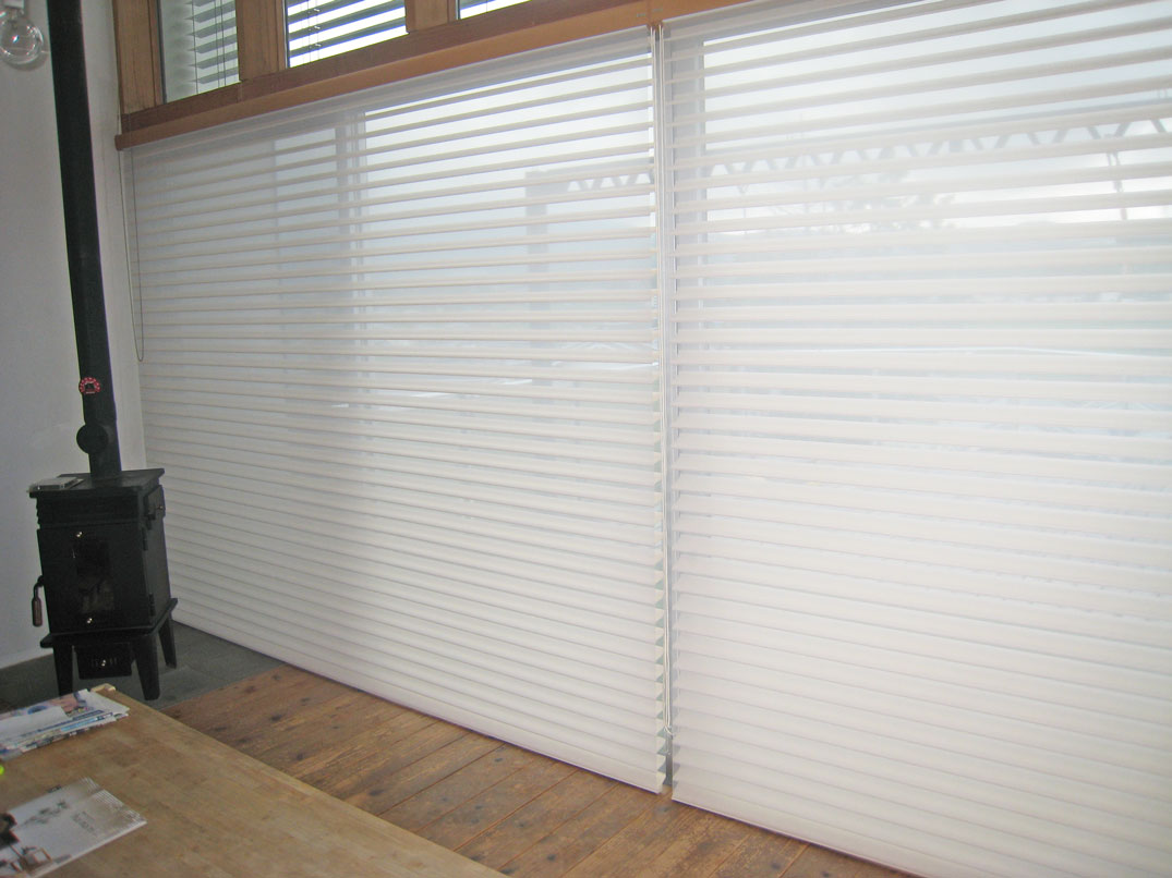 調光ロールスクリーン/ニチベイ hanariハナリ ロールスクリーン