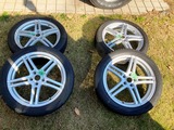 (1) 引っ張り出したら位置ガムテープ