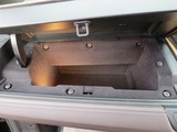 (4)グローブBOX