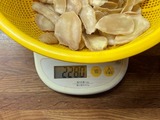 (6) 陰干し後228gに
