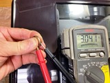 (16-2)ボタン電池 CR2032の電圧