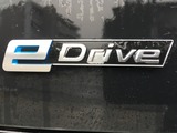 e-Driveエンブレムの塗装剥離