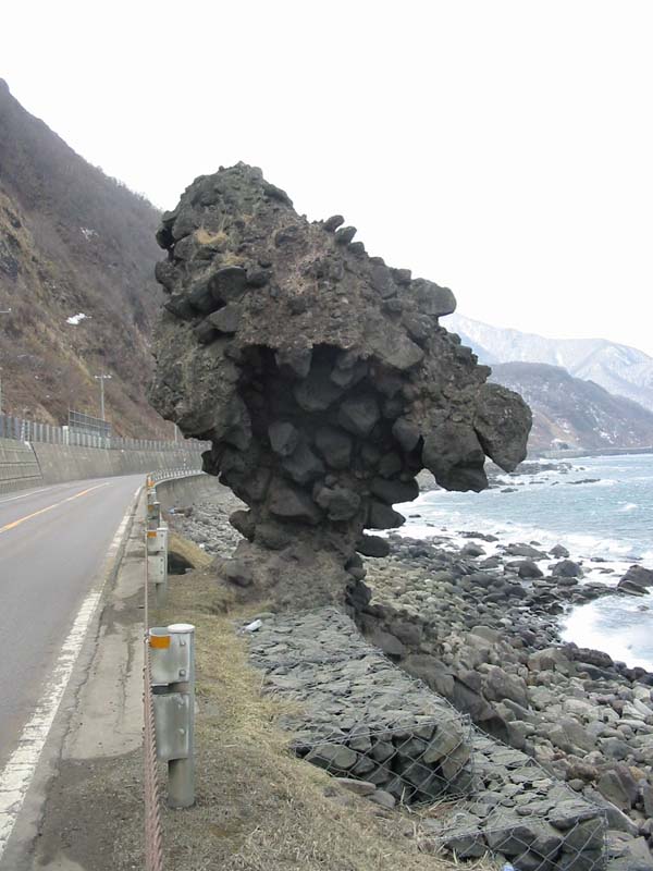 笠岩
