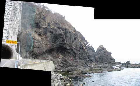 神恵内村の火山岩の産状、大森トンネル北側坑口の水冷破砕岩