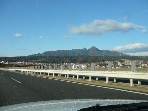 榛名山渋川伊香保IC近くからP1290018