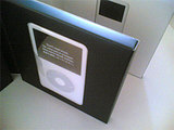 New iPod White 30GB - 03