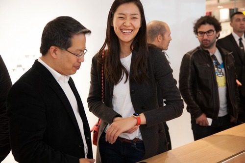 The-watch-looks-great-on-@LiuWenLW-colette-applewatch-749x500