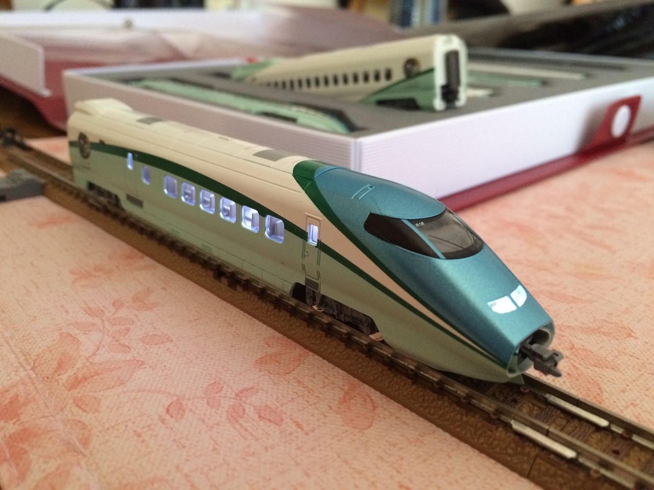 つばさ 室内灯付き 室内灯取付済セット カトー E3系とれいゆつばさタイプ 6両セット