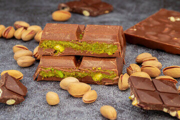 240_F_1111943485_az12oMIWK3TWFHIeuANV317jkqrcy5RZ