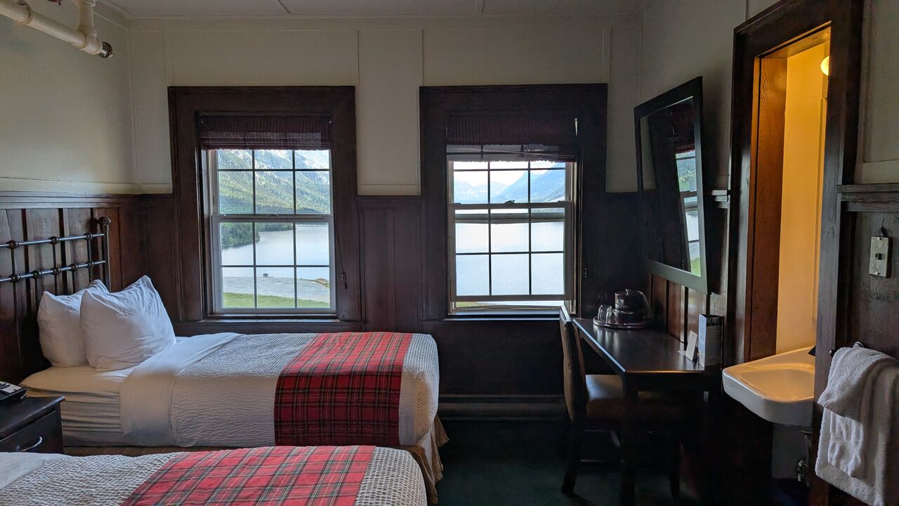 PXL_20250602_230823795.MP