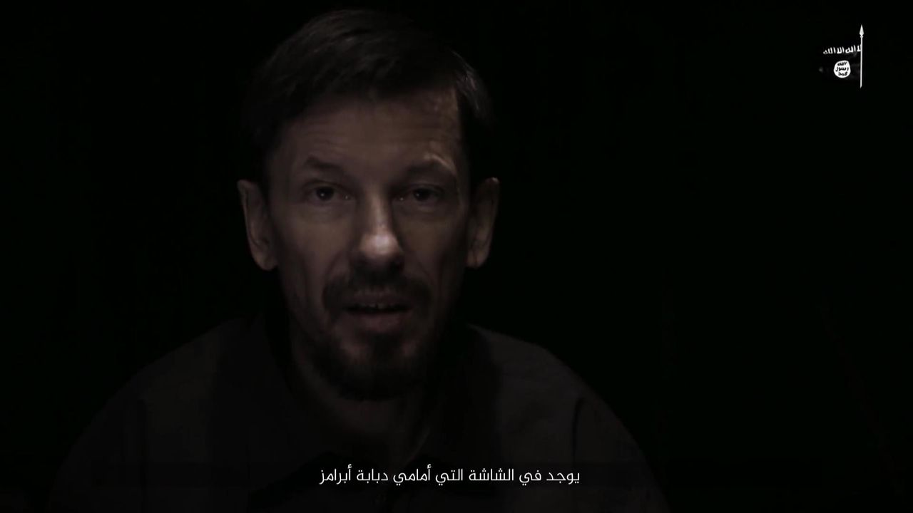 イスラム国 イギリス人ジャーナリストのジョン キャントリー氏 イラク軍の機甲部隊の墓場となったモスルの病院からリポート ジハード戦士の動画 声明の記録 イスラム国 イギリス人ジャーナリストのジョン キャントリー氏 イラク軍の機甲部隊の墓場となったモスルの病院からリポート ジハード戦士の動画 声明の記録