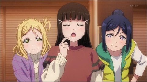 5cb0a1081edb44cfacd975ee64b85351