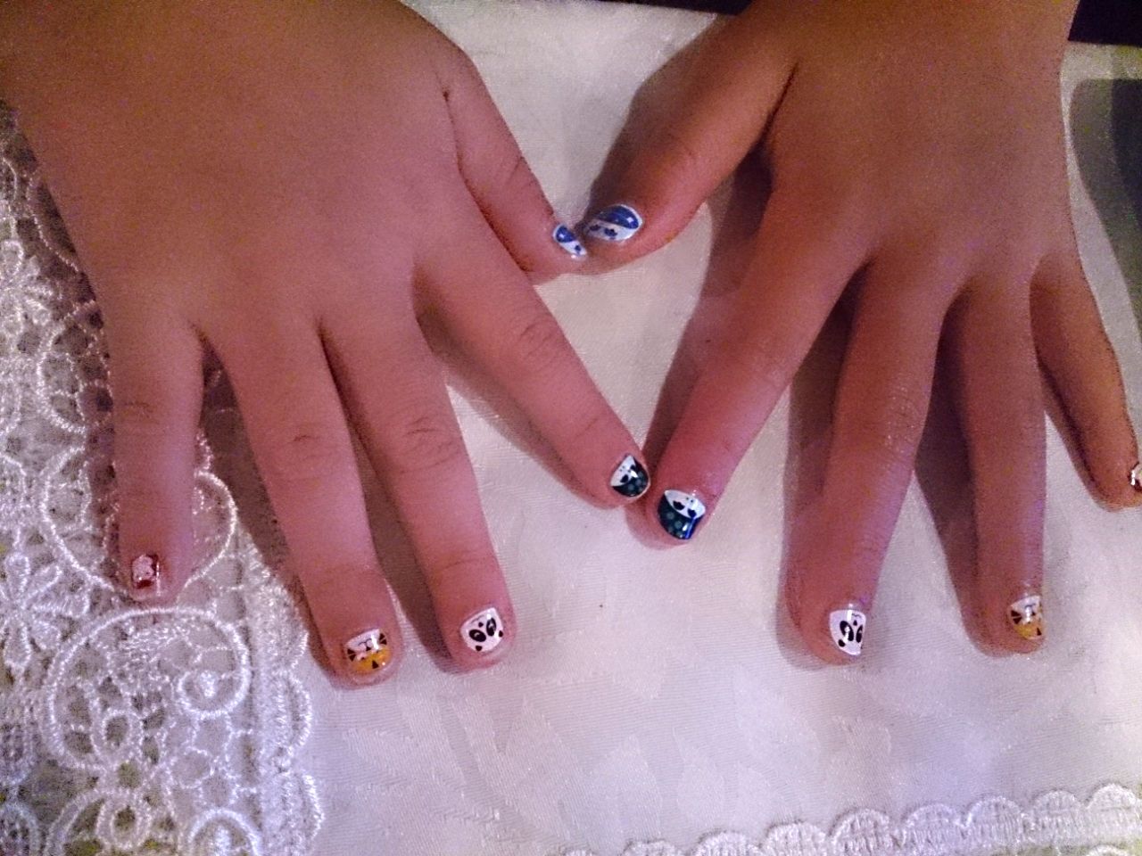 子供用のネイルシールfingernail friendsは 取れない薄さでとってもいい Ako S Voice 子供用のネイルシールfingernail friendsは 取れない薄さでとってもいい Ako S Voice