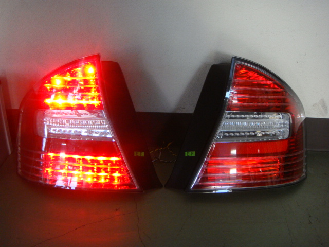スバル レガシィ B4(BE5D) LEDテールライト レガシィB4 LEDテールライト