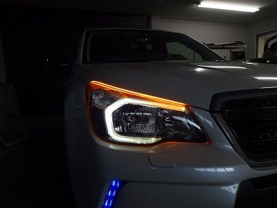フォレスターＳＪ　群馬県　シーケンシャルウインカー取付 オレンジ