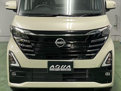 フロントグリルシート施工前 (1)400