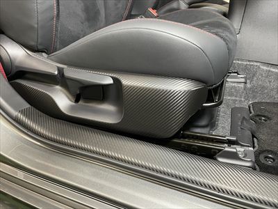 シートレールカバー傷防止 (1)400