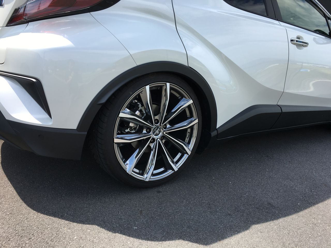 C-HR HKS車高調取付♪ : AQUA日記