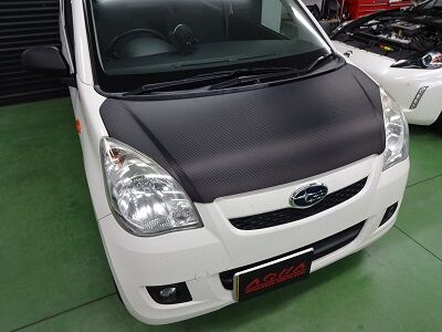 プレオ　ボンネットカーボンシート施工