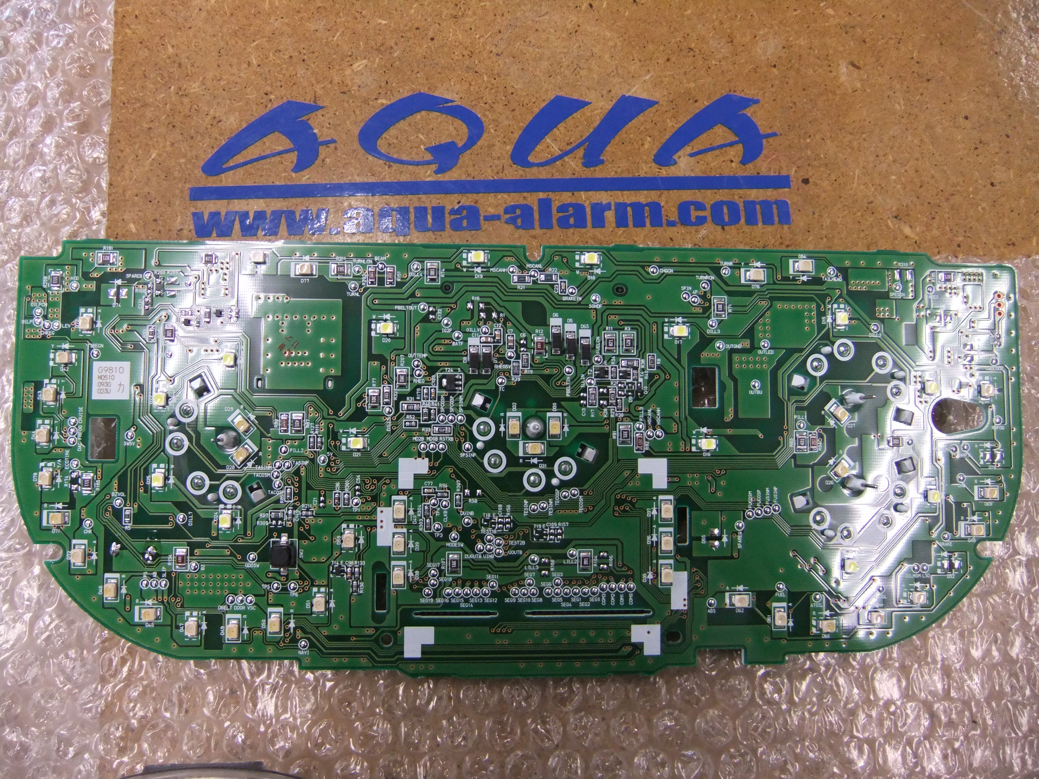 ヴァンガード 車内LED打ち替え 神奈川県 : AQUA日記