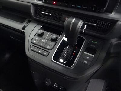 RP6interior3_400
