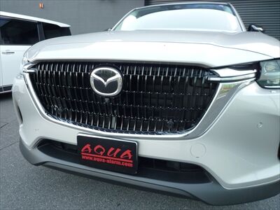 CX-60 カット済みピアノブラックシートでグリルをカッコ良く CX-60 カット済みピアノブラックシートでグリルをカッコ良く