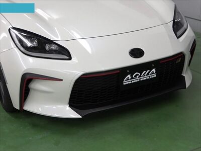 GR86_carbon_exterior3_400