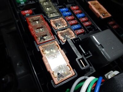 Ｃ－ＨＲ　群馬県　ノンレジヒューズ 取付