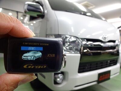 ハイエース　セキュリティ取付