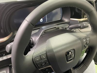 ステアリングパネルver3施工後 (3)400