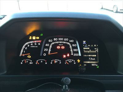 E400