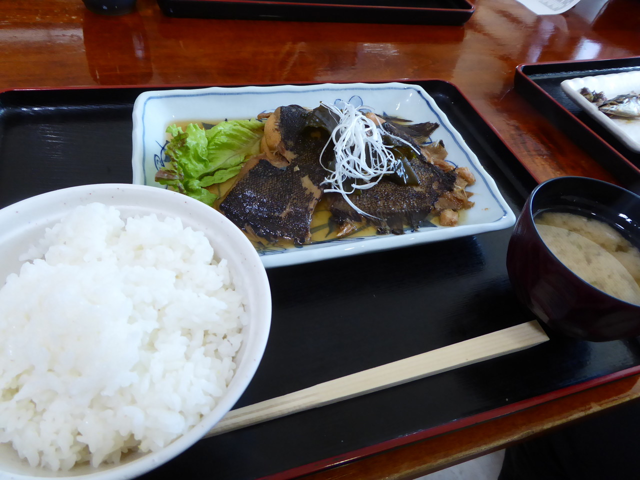 狸小路6丁目 お刺身居酒屋 瑠玖 魚平 さんの本日の煮魚定食 Rubis Life