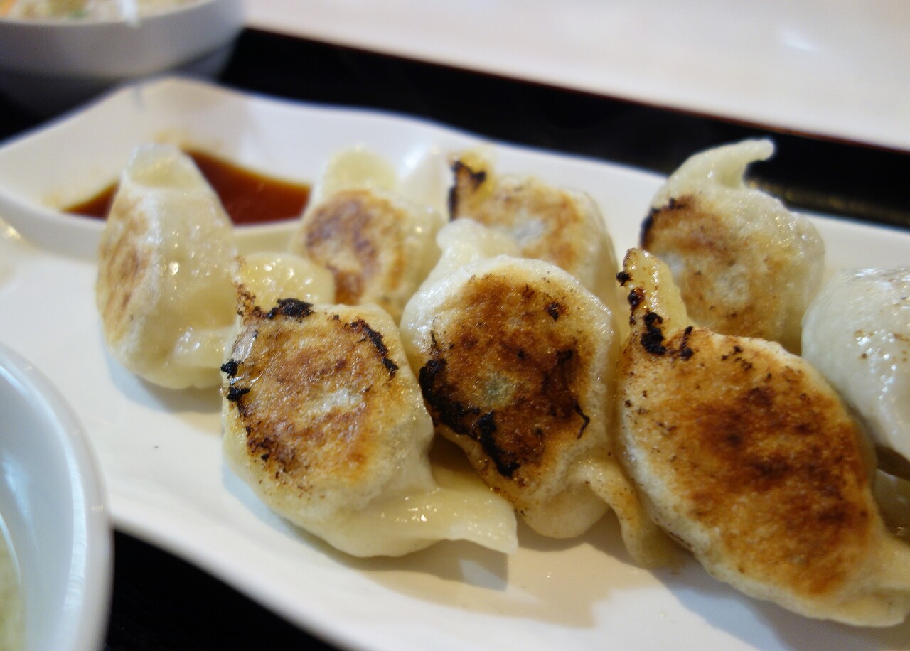 南区川沿 中華料理 山東飯店 さんで焼餃子定食 モチモチの皮の食感がとてもよい Rubis Life