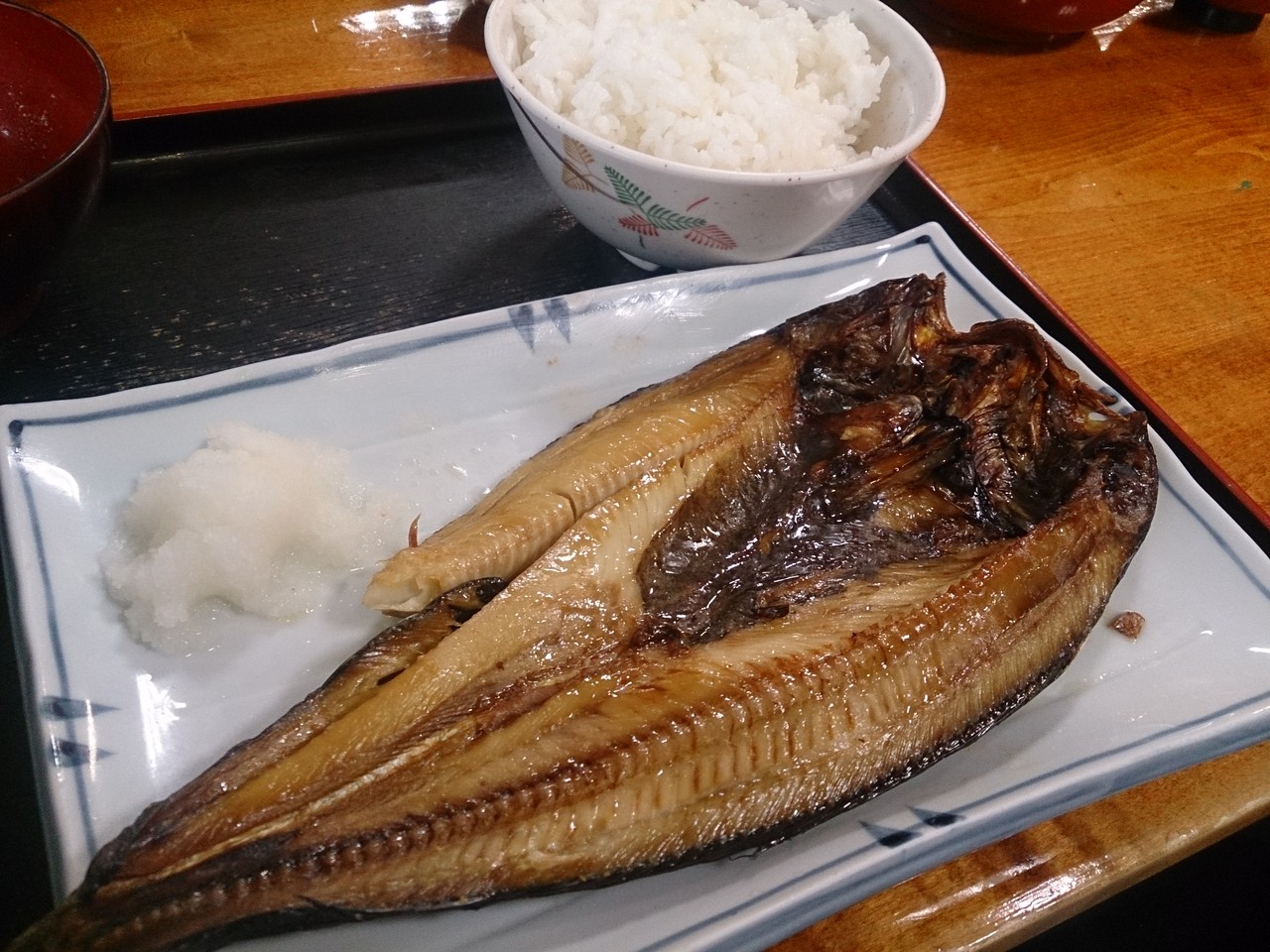 狸小路6丁目 さかな屋金ちゃんの店 魚平 さんのワンコイン焼き魚ランチ Rubis Life 狸小路6丁目 さかな屋金ちゃんの店 魚平 さんのワンコイン焼き魚ランチ Rubis Life
