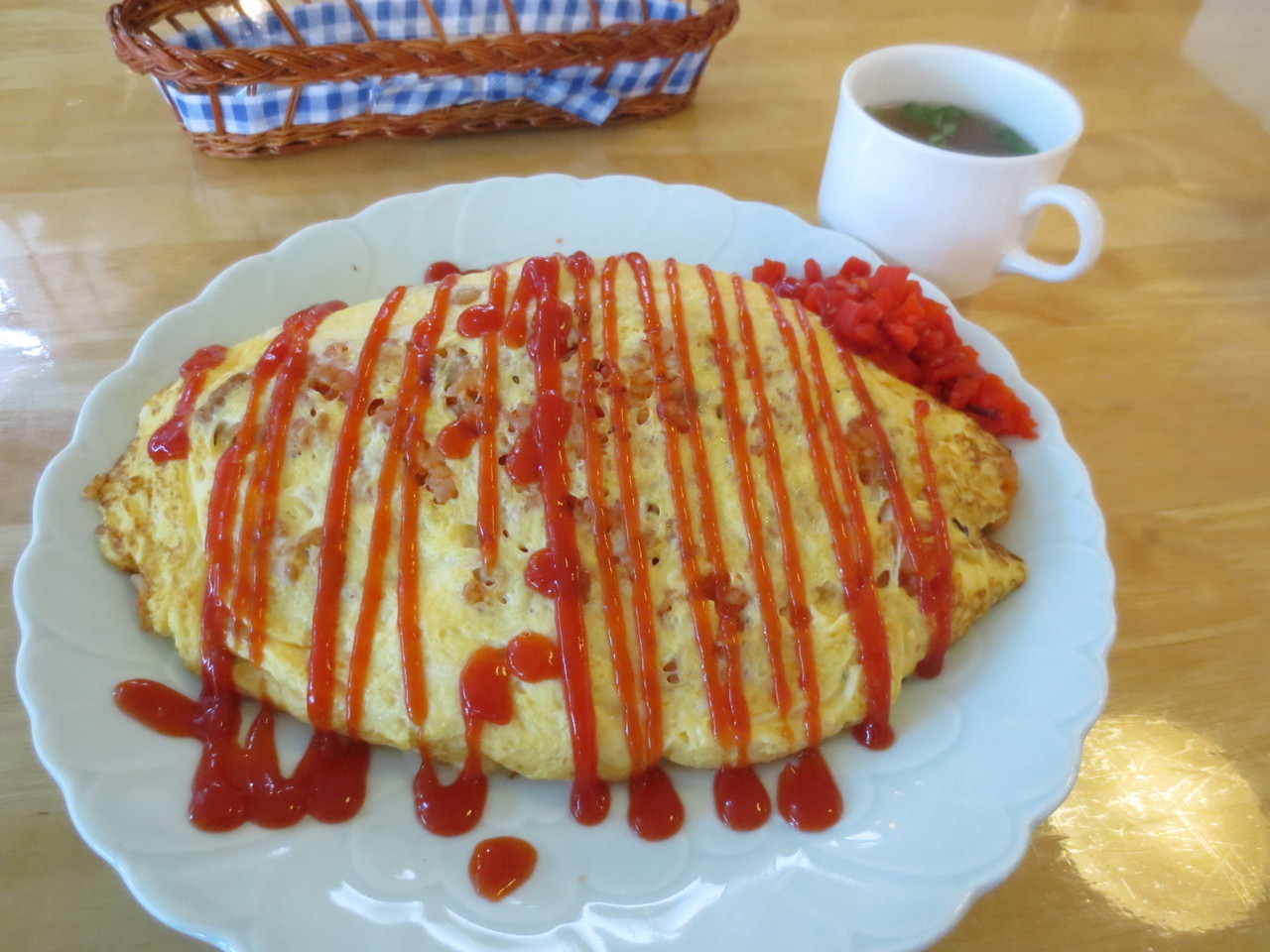 室蘭高砂町 食工房 アスコット さんのジャンボオムライス Rubis Life 室蘭高砂町 食工房 アスコット さんのジャンボオムライス Rubis Life