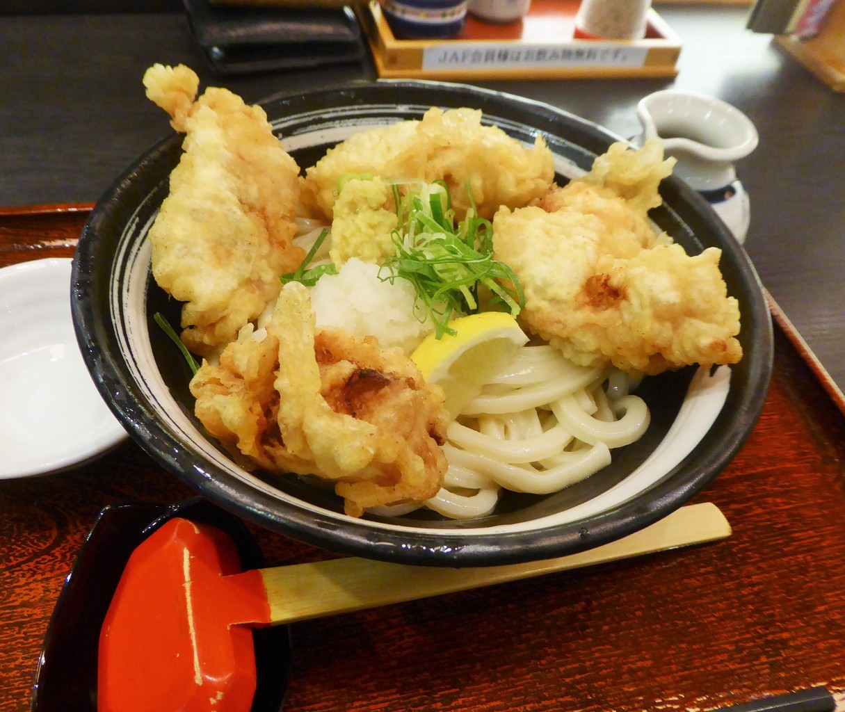杵屋の日はうどん一玉増量無料!!! 円山公園マルヤマクラス3F「実演 …