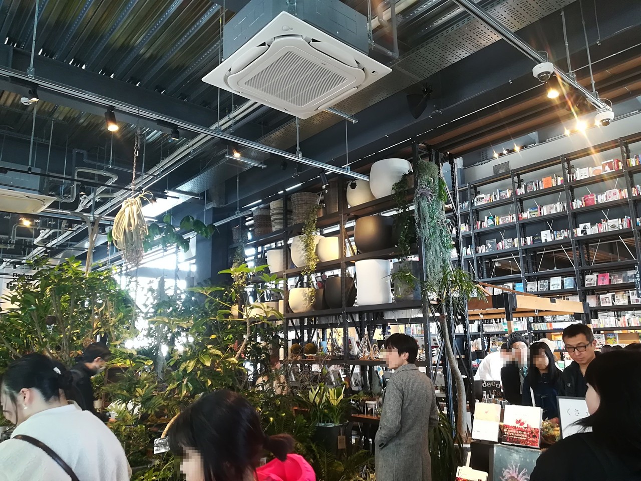 江別に誕生した大型複合書店 蔦屋書店 江別店は雰囲気抜群で居心地よし Rubis Life