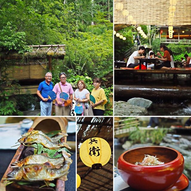 【貴船神社近くの川床へ・・・】